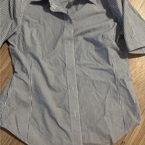 Classic Striped Devon & Jones women’s Shirt
